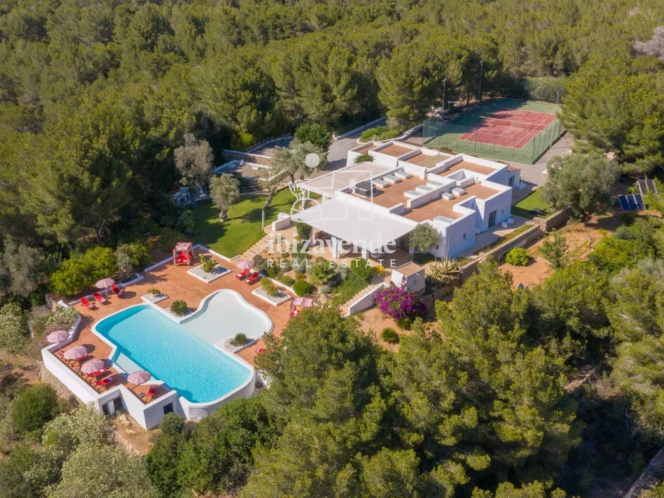Villa i Santa Eulalia Del Rio, Ibiza - foto 1