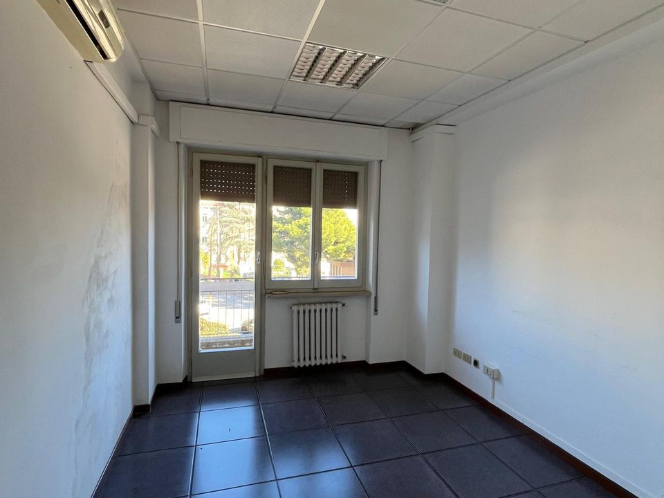 Erhvervsejendom i Lanciano, Chieti - foto 3