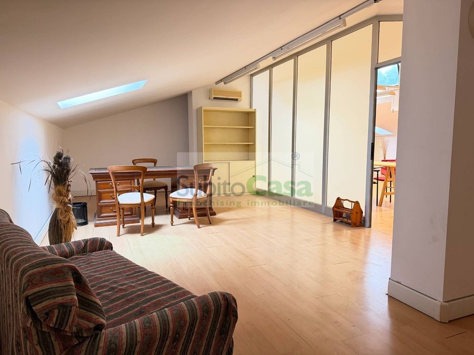 L'establiment comercial a Spoltore, Pescara - foto 2