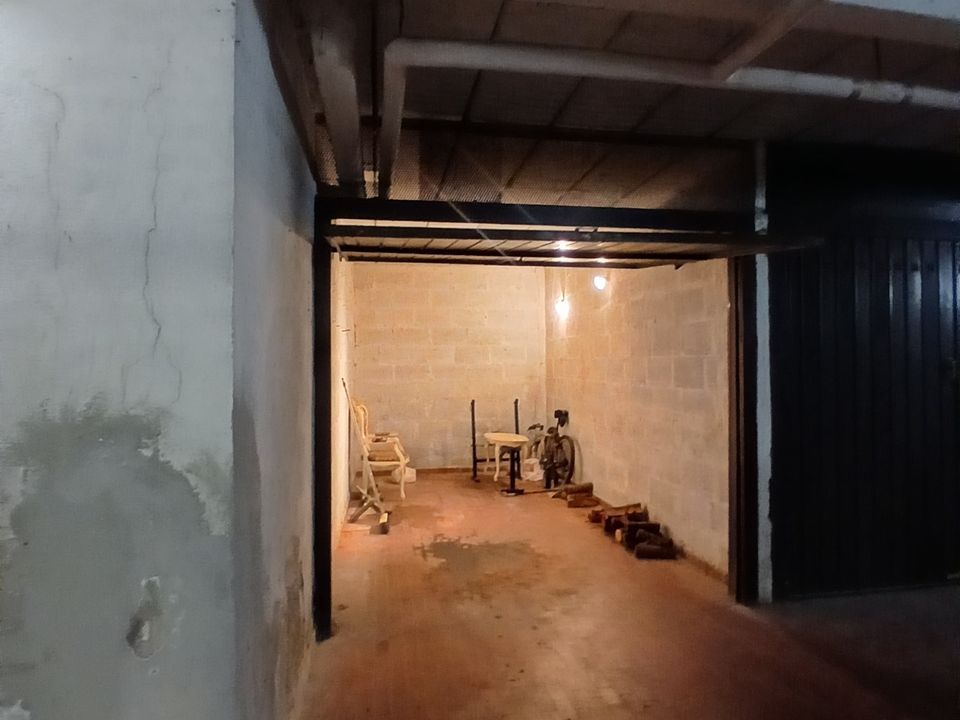 Garage in Morlupo, Rome - photo 5