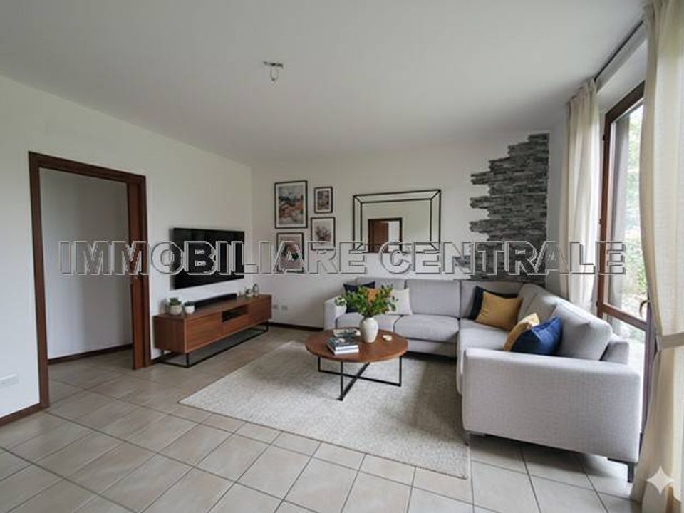 Lejlighed i Telgate, Bergamo - foto 1