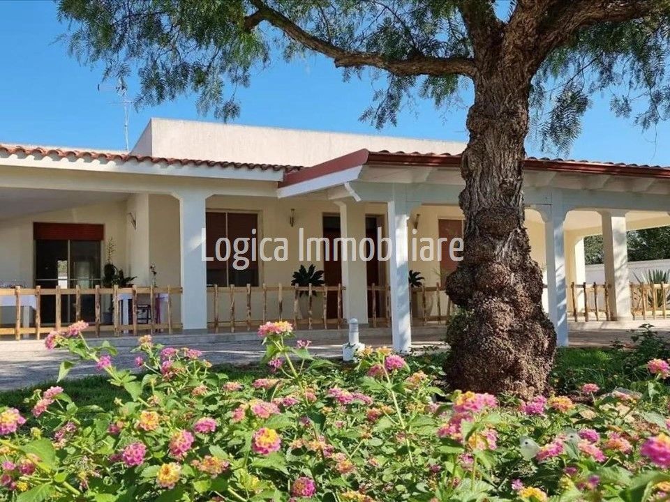 Villa i Mesagne, Brindisi - foto 1
