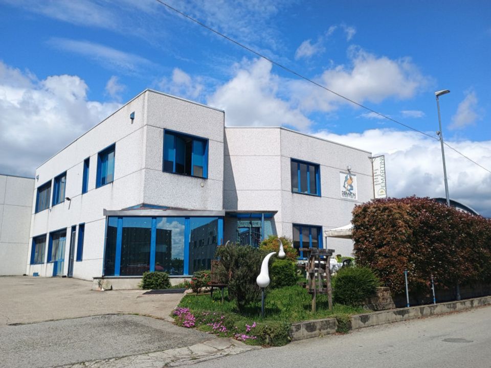 L'establiment comercial a Salassa, Turin - foto 1