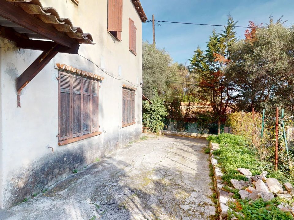 Villa i Villeneuve-Loubet, Alpes-Maritimes - foto 1