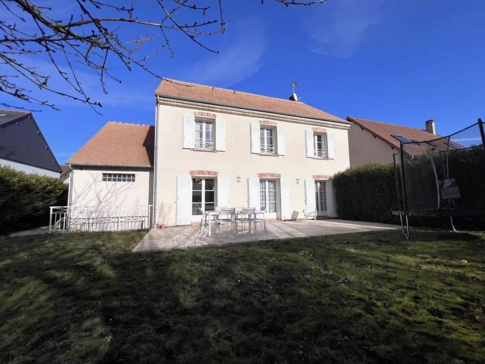 Villa a Les Clayes-Sous-Bois, Yvelines - foto 1