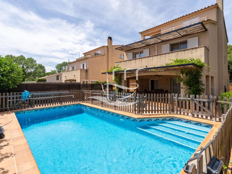 Villa i Calella De Palafrugell, Gerona - foto 1