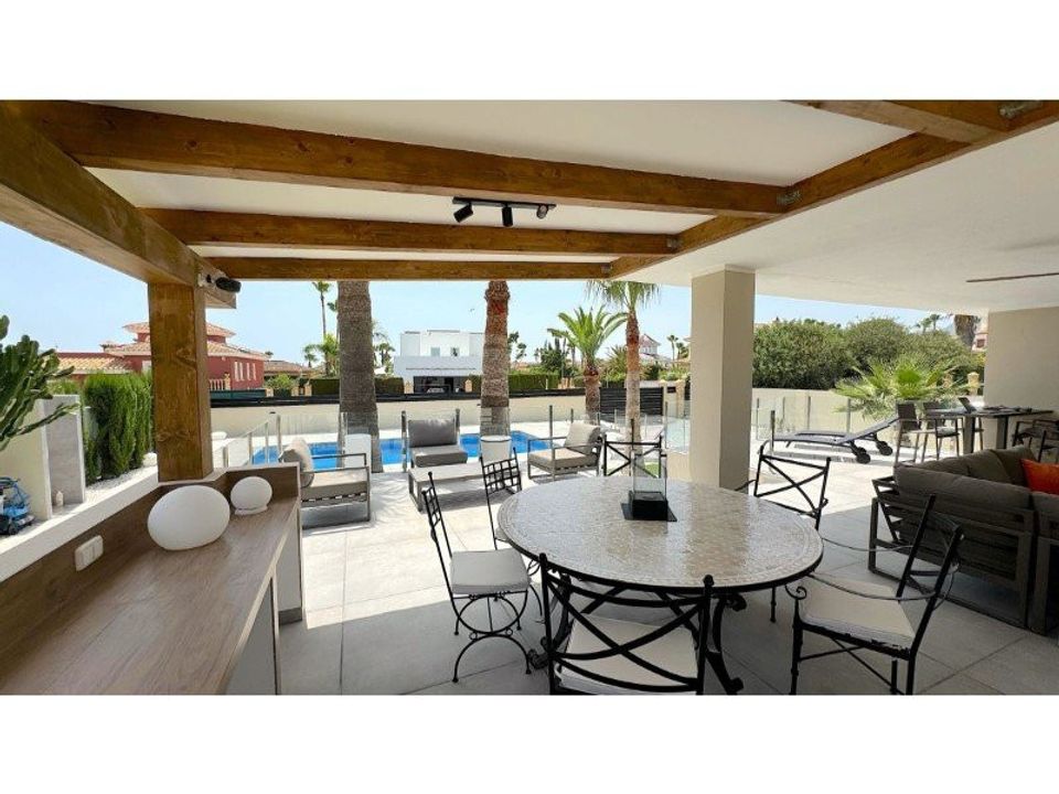 Villa i Alfaz del Pi, Alicante - foto 4