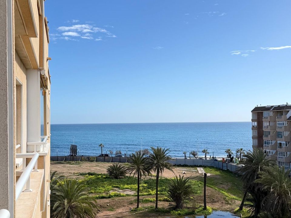 Lejlighed i Torrevieja, Alicante - foto 1