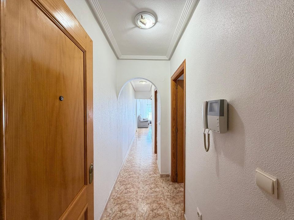 Lejlighed i Torrevieja, Alicante - foto 2