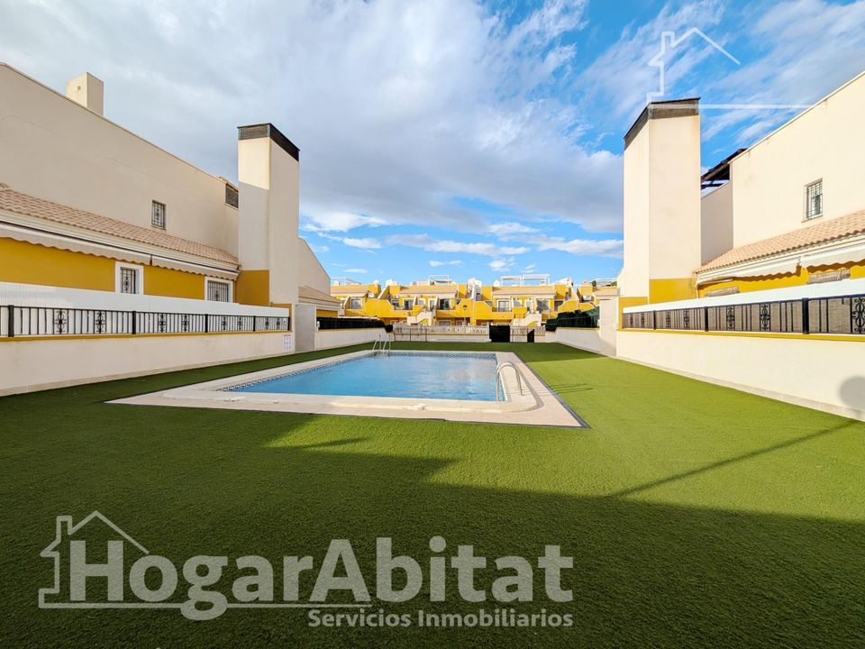 Lejlighed i Los Arenales Del Sol, Alicante - foto 1
