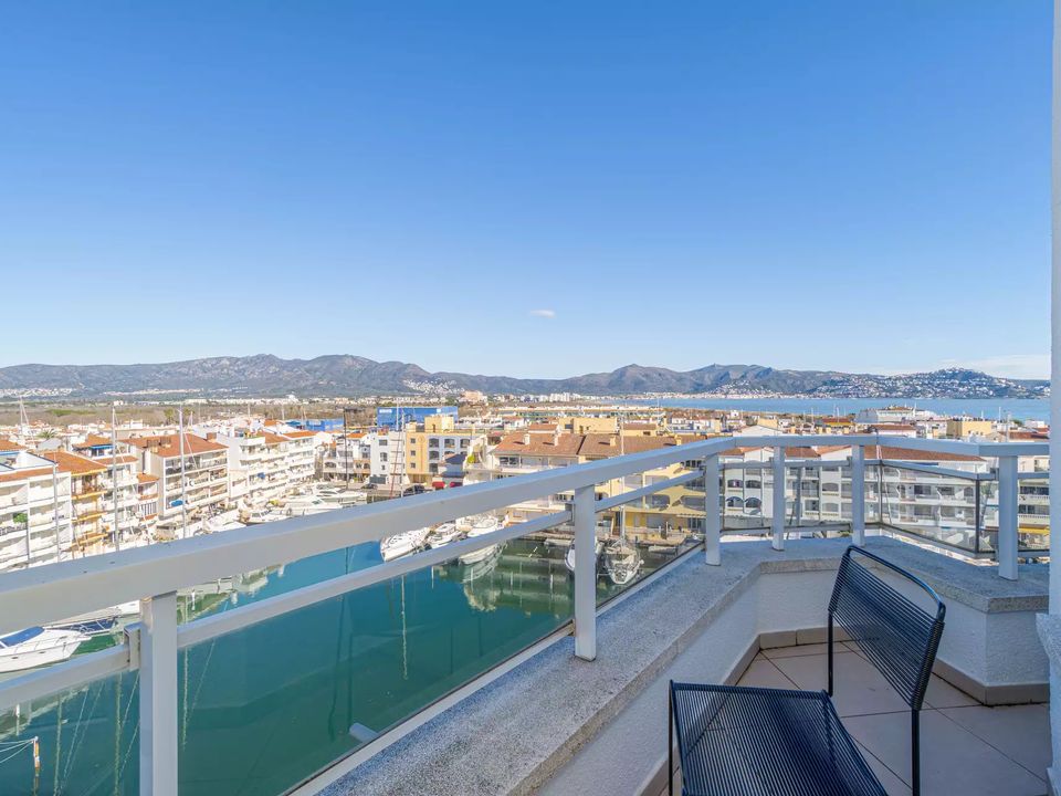 Lejlighed i Empuriabrava, Gerona - foto 5