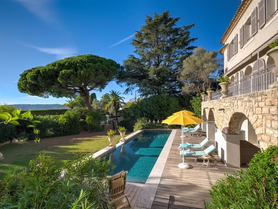 Villa i Antibes, Alpes-Maritimes - foto 1