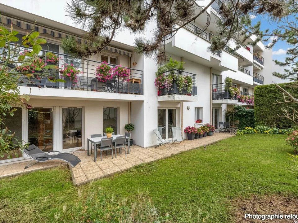 Lejlighed i Courbevoie, Hauts-de-Seine - foto 1