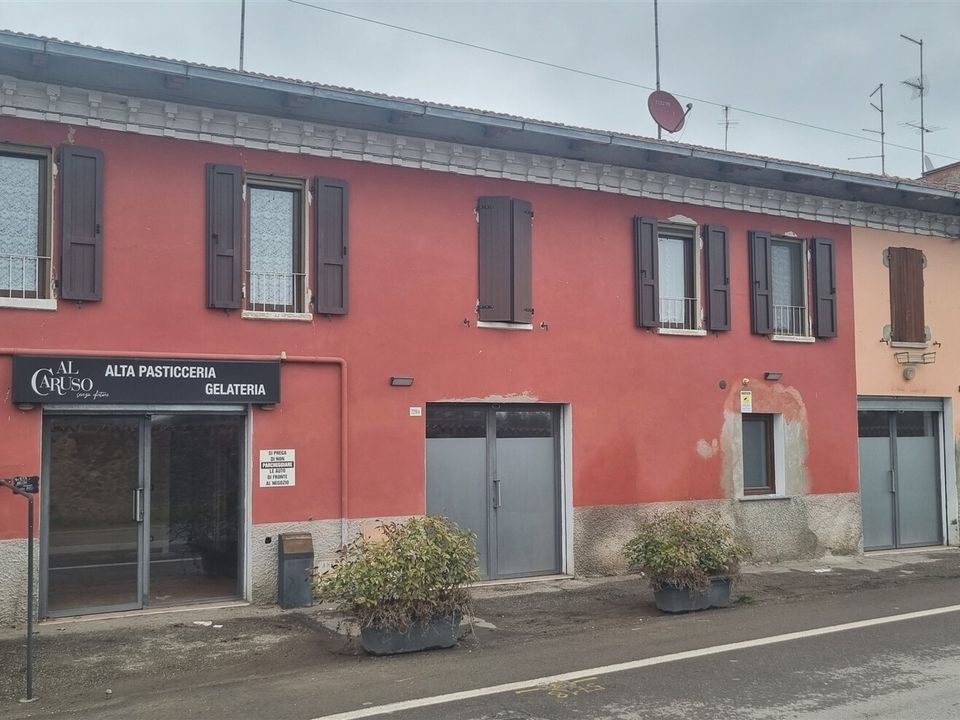 Erhvervsejendom i Parma, Parma - foto 3