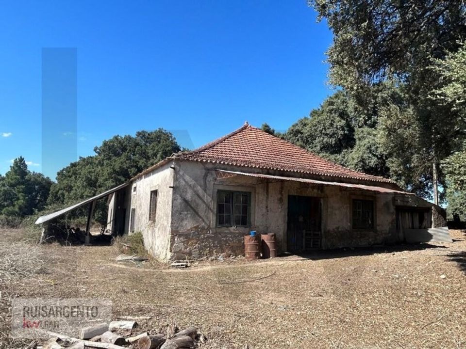 Helårsgrund i Pedrogao Grande, Leiria - foto 1