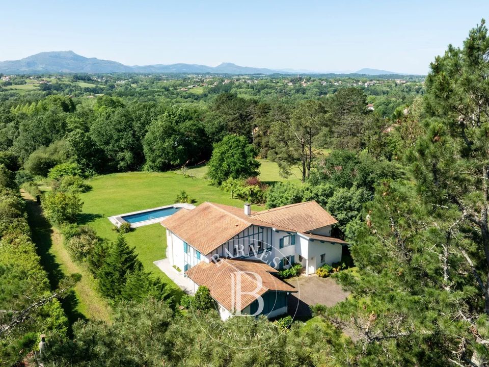 Villa i Arcangues, Pyrenees-Atlantiques - foto 1