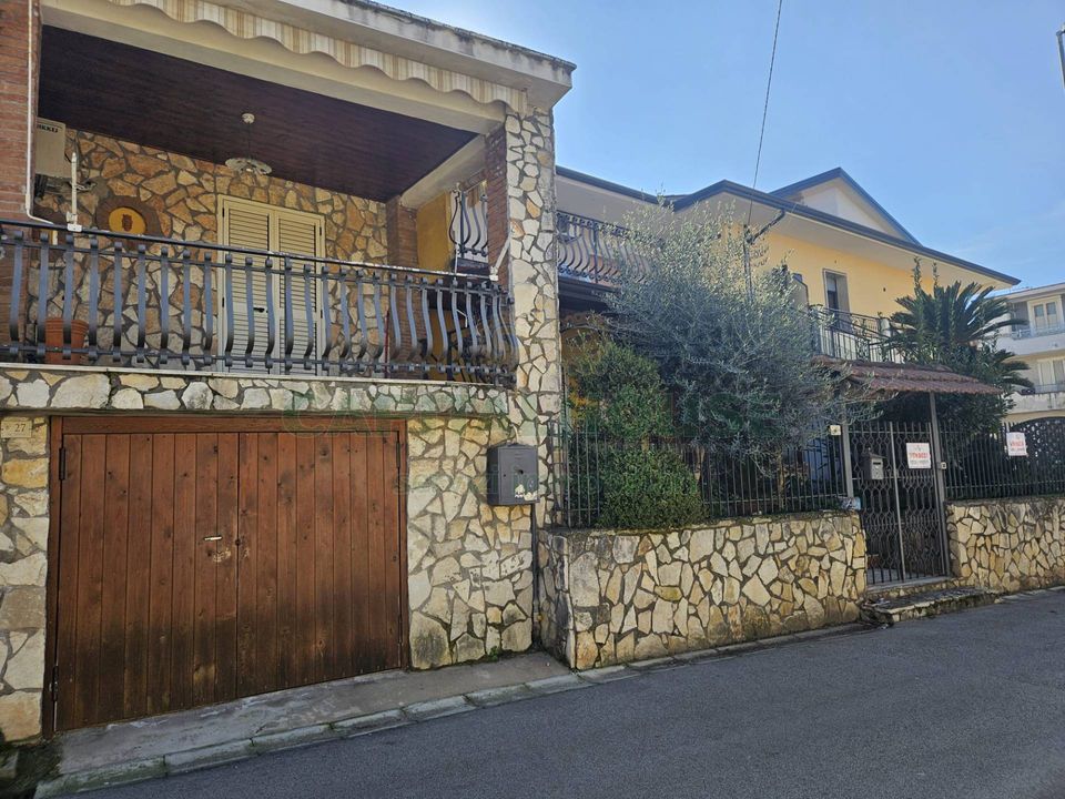 Lejlighed i Sparanise, Caserta - foto 1