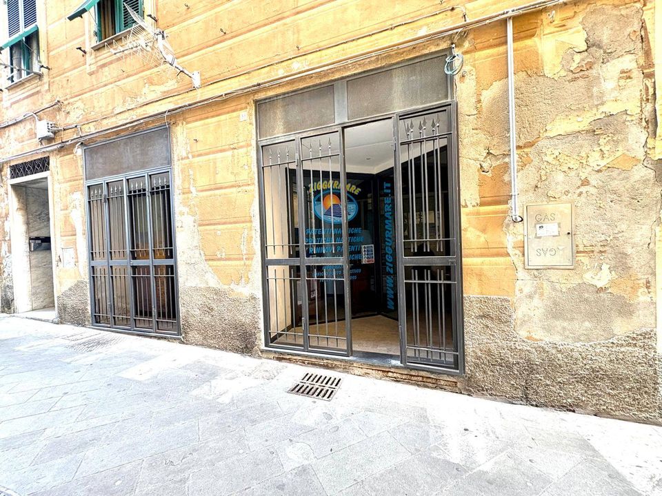 Erhvervsejendom i Savona, Savona - foto 5