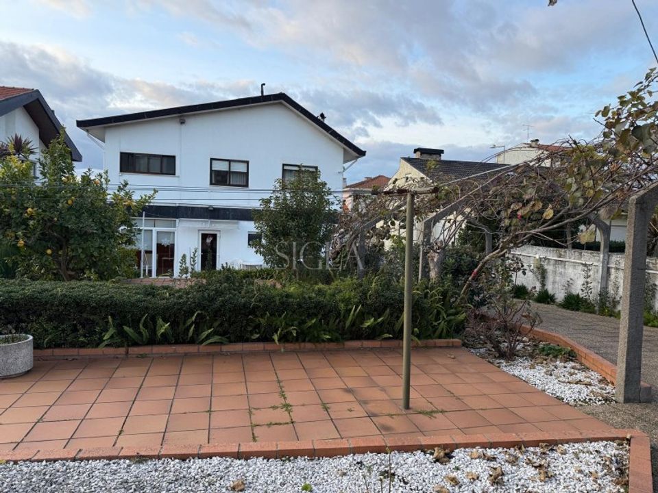 Villa i Santa Marinha do Zezere, Porto - foto 1
