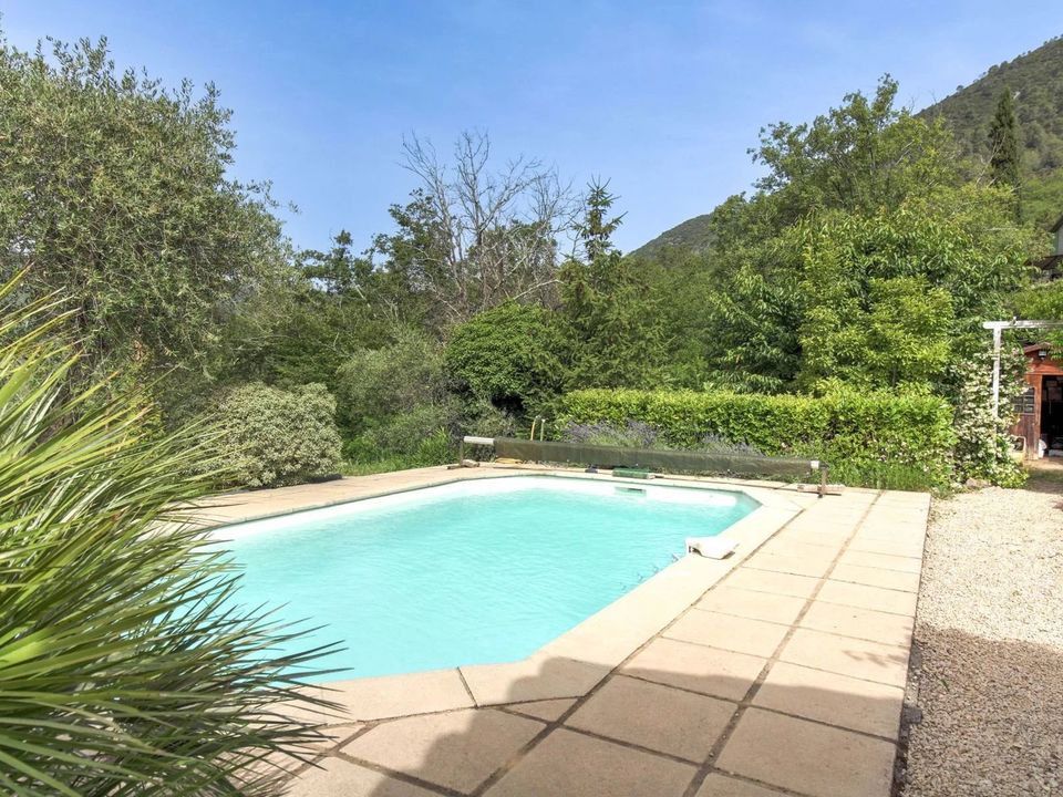 Villa i Roquestéron, Alpes-Maritimes - foto 1