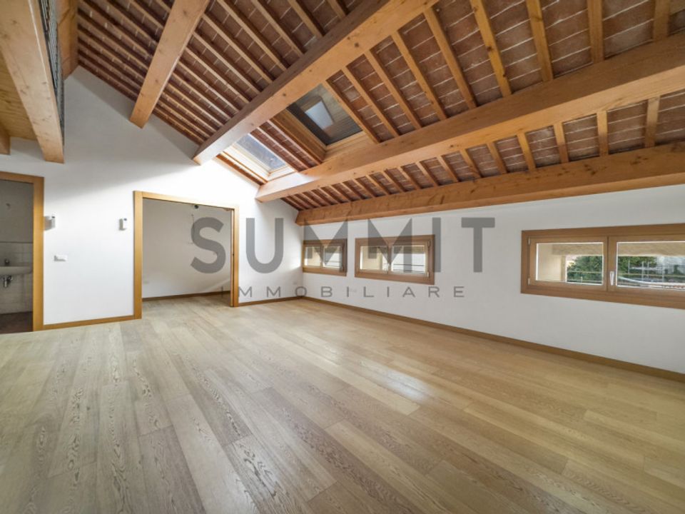 Penthouse i Schio, Vicenza - foto 1