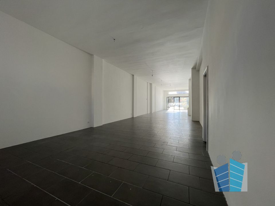 Commercial property in Lecce, Lecce - photo 5