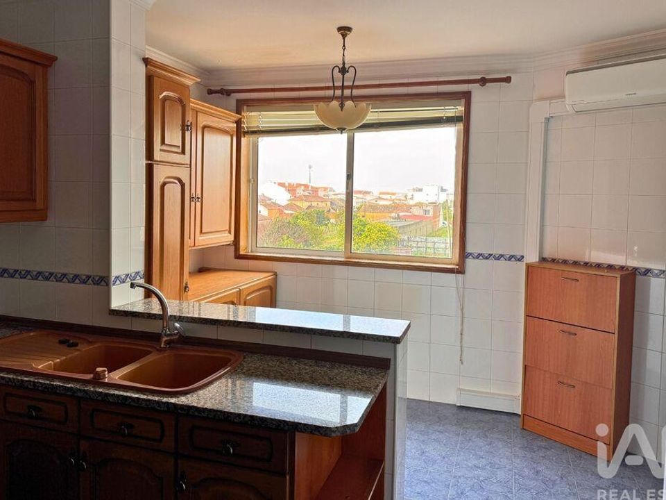 Apartment in Oliveira do Bairro, Aveiro - photo 2