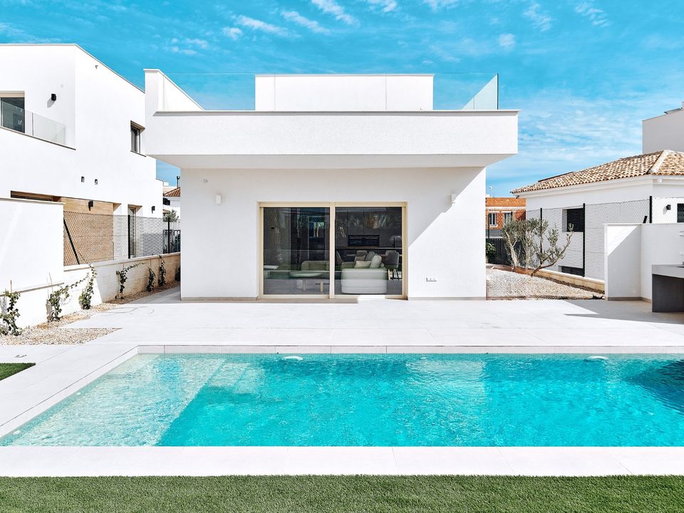 Villa in Los Montesinos, Alicante - photo 2