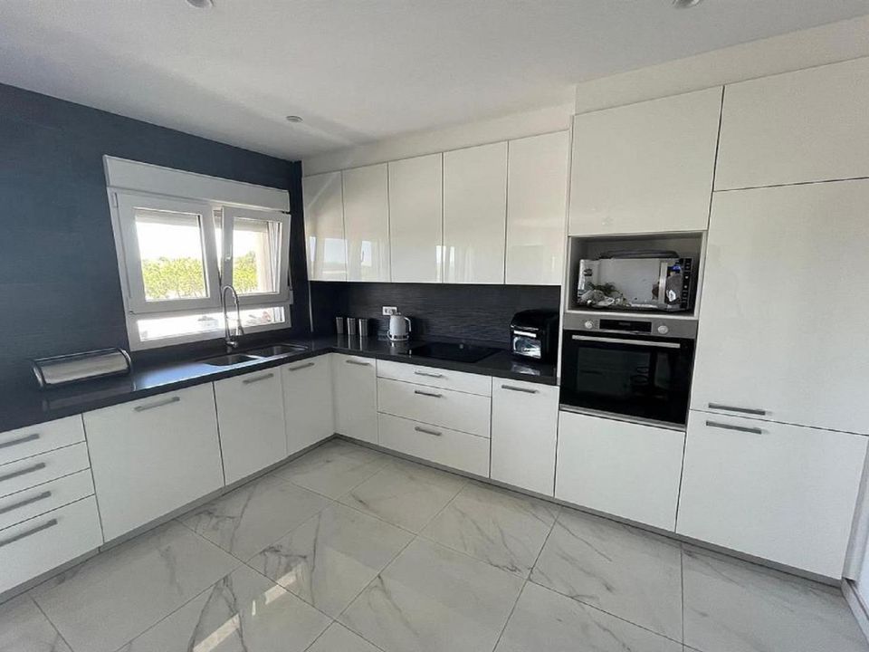 Villa a Pinoso, Alicante - foto 5