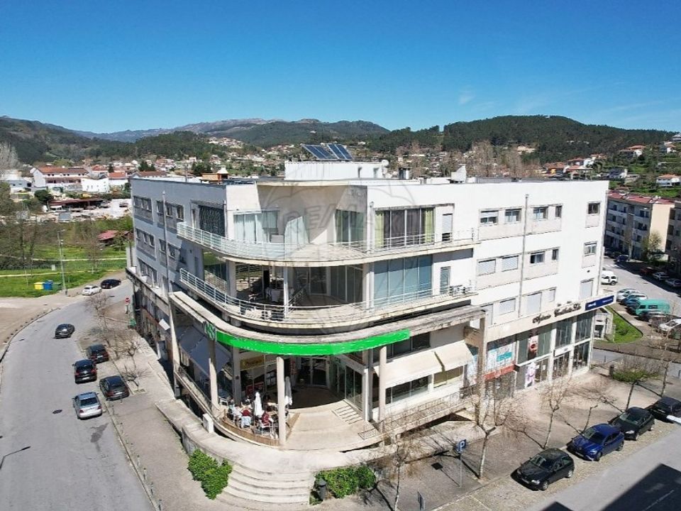 Erhvervsejendom i Cabeceiras de Basto, Braga - foto 1