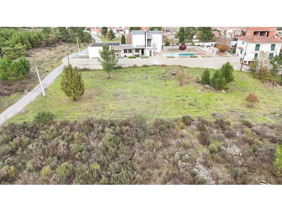 Tomt i Outeiro Seco, Vila Real - bilde 2