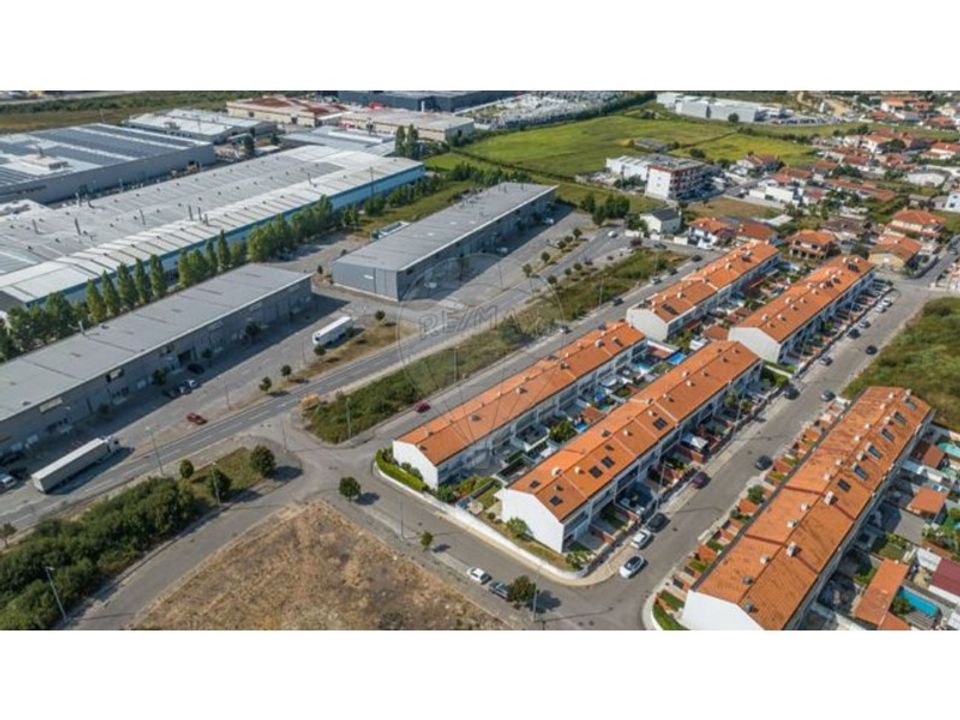 Helårsgrund i Ribeirao, Braga - foto 1