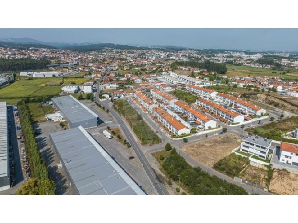 Helårsgrund i Ribeirao, Braga - foto 5
