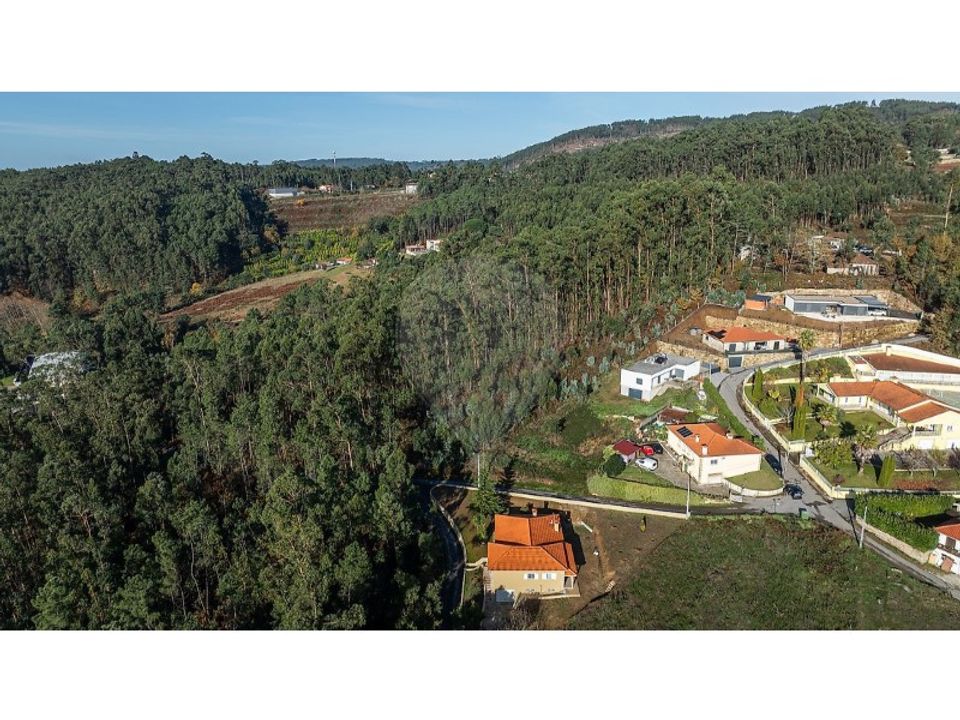 Helårsgrund i Celorico de Basto, Braga - foto 2