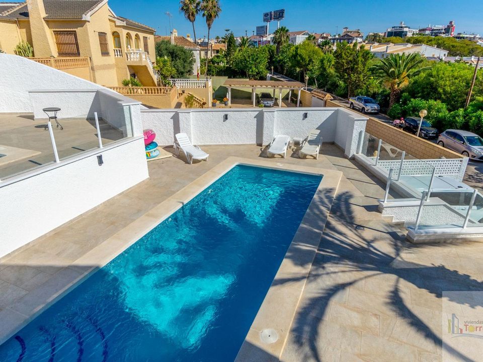 Villa i Orihuela Costa, Alicante - foto 1