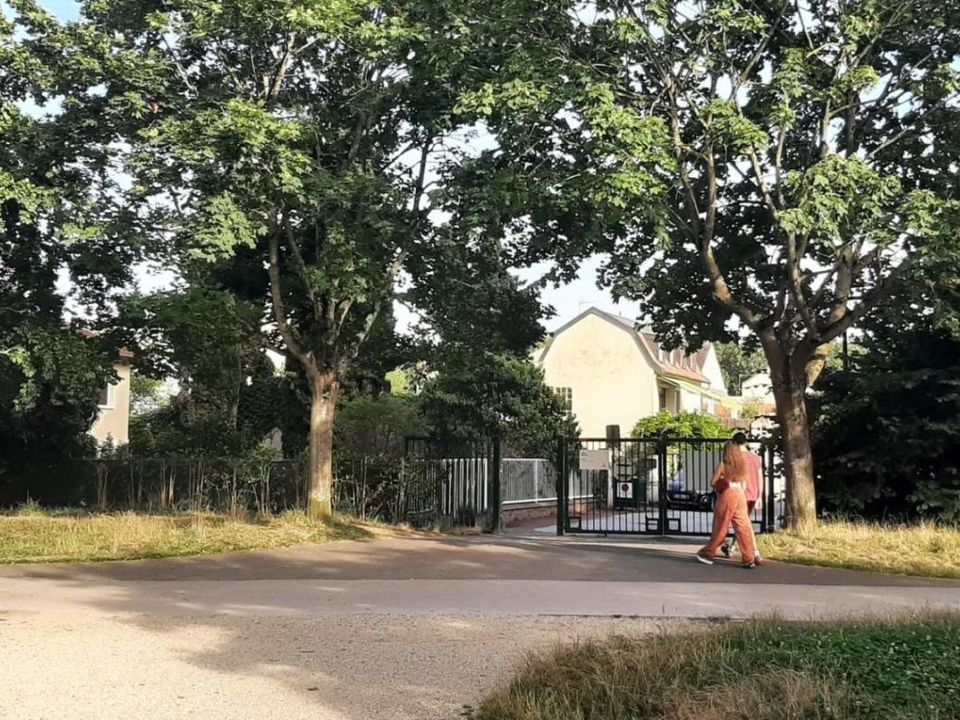 Helårsgrund i Antony, Hauts-de-Seine - foto 4
