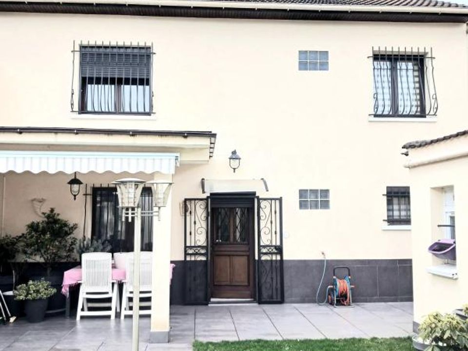 Bungalow i Drancy, Seine-Saint-Denis - bilde 2