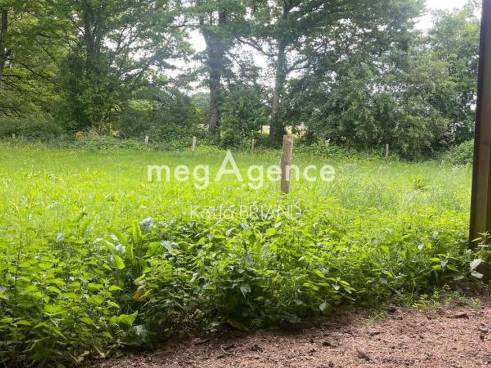 Helårsgrund i Saint-Berthevin, Mayenne - foto 3