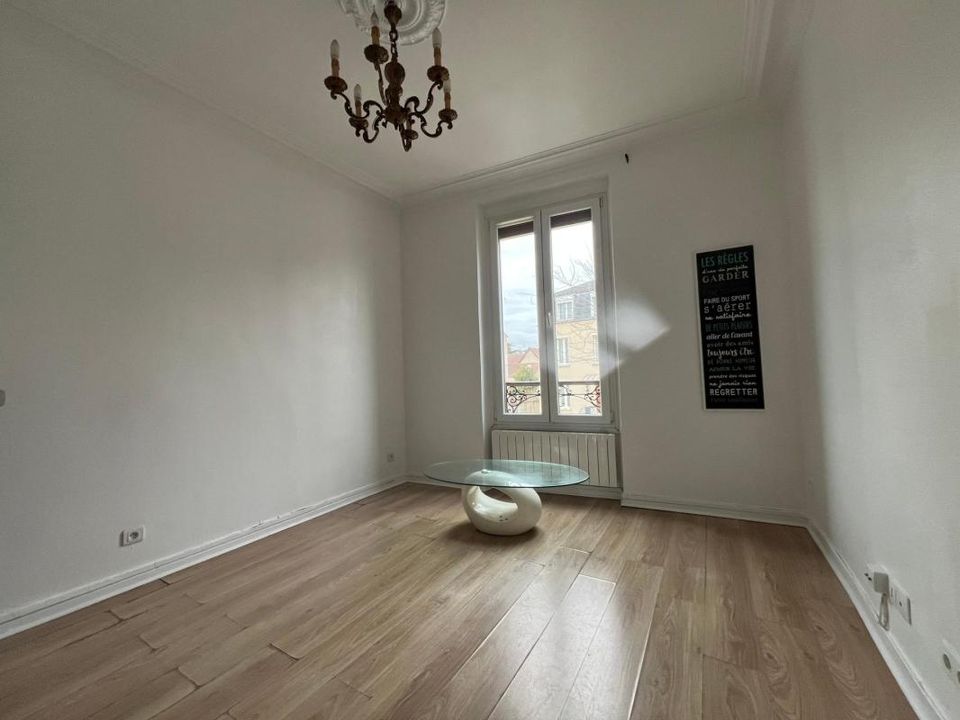 Lejlighed i Mantes-la-Ville, Yvelines - foto 1