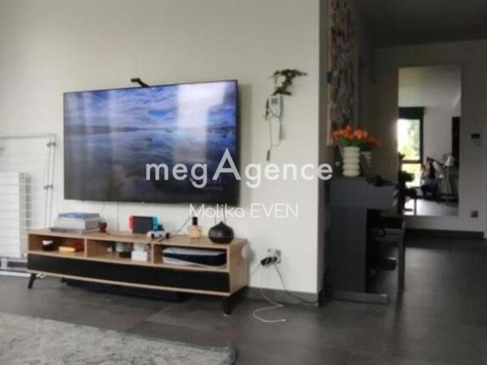 Lejlighed i Noisy-le-Grand, Seine-Saint-Denis - foto 1
