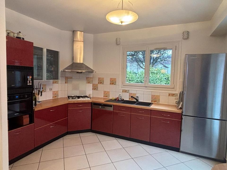 Villa i Saint-Maur-des-Fossés, Val-de-Marne - foto 3