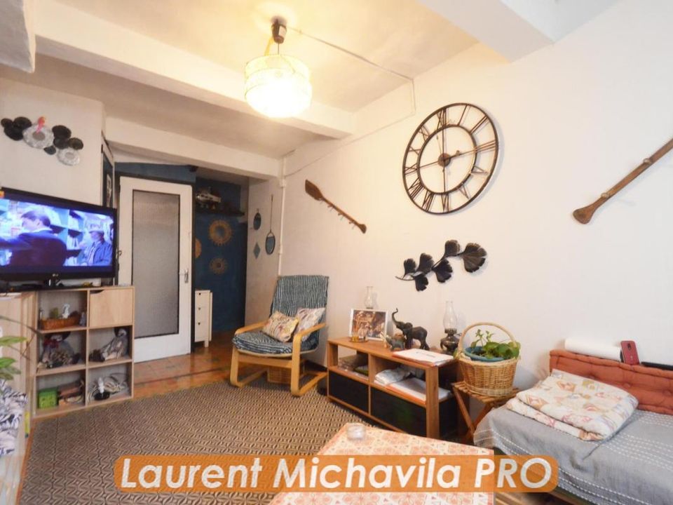 Landsbyhus i Villeneuve-les-Beziers, Herault - foto 1