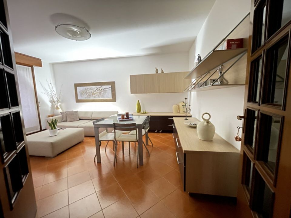 Lejlighed i Suzzara, Mantua - foto 1