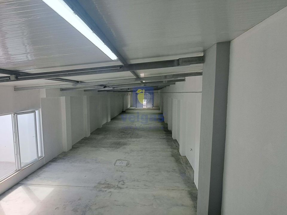 Erhvervsejendom i Baixa da Banheira, Setubal - foto 2