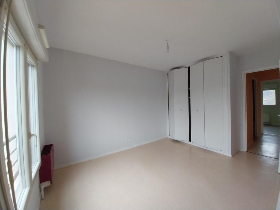 Apartment in Froncles, Haute-Marne - photo 3