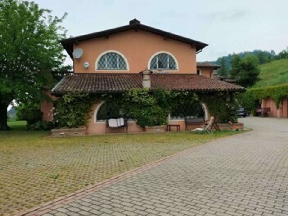 Villa i Stazzano, Alessandria - bilde 1