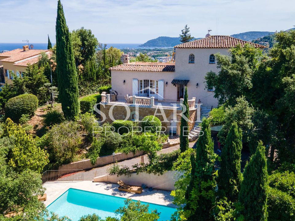 Villa i Mandelieu-la-Napoule, Alpes-Maritimes - foto 2