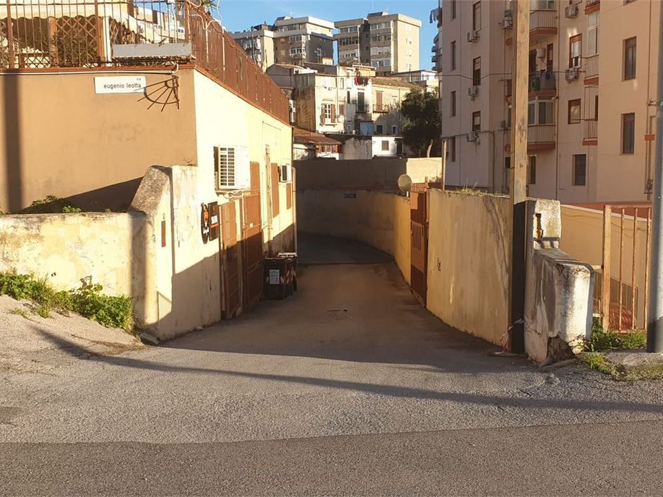 Erhvervsejendom i Palermo, Palermo - foto 1