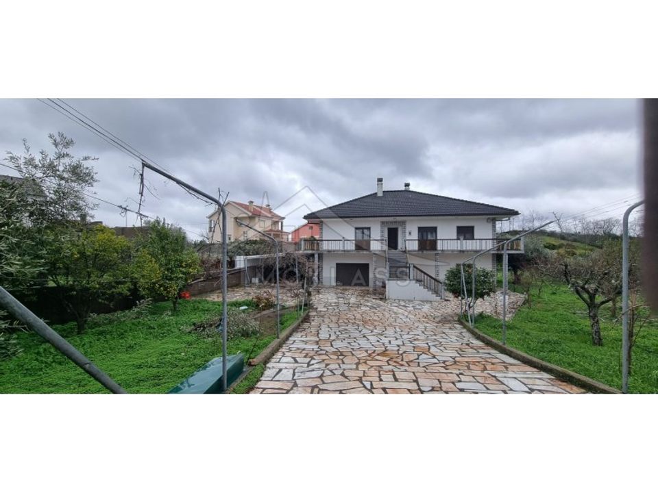 Villa i Castelo Branco, Castelo Branco - foto 1