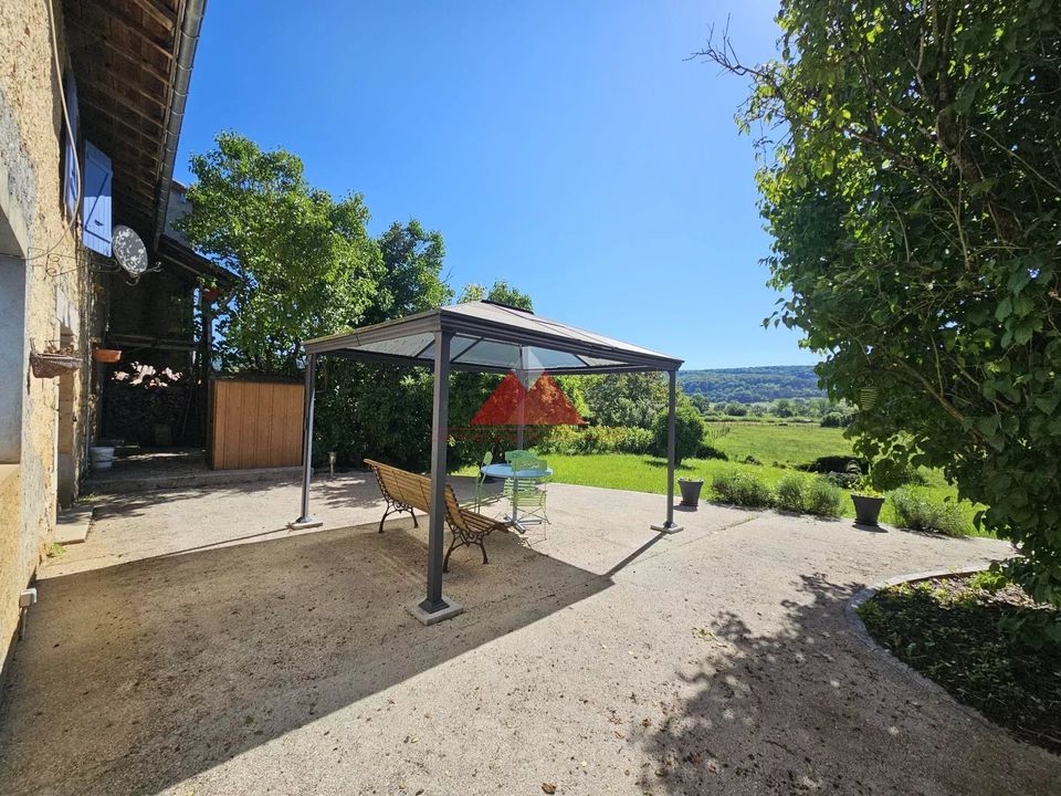Villa en Graye-et-Charnay, Jura - foto 2